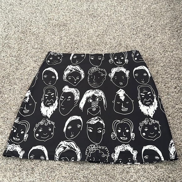 NWT SHEKOU WOMENS UNIQUE SKIRT - Picture 1 of 3